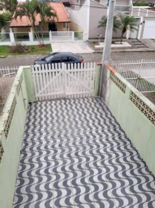 Sobrado Confortavel A Uma Quadra Do Mar. Matinhos Luaran gambar
